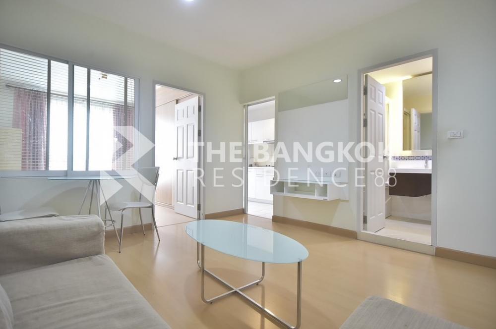 For RentCondoRatchadapisek, Huaikwang, Suttisan : Life Ratchada-Huay Kwang 13,000/month, get out of Huai Khwang MRT and find the condo!!️ size 41 sq.m. // 1 bedroom, 1 bathroom (very big room) This price is very worthwhile.