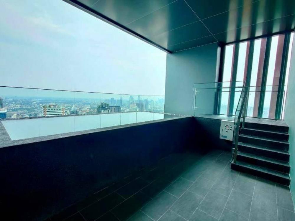 ขายคอนโดสุขุมวิท อโศก ทองหล่อ : Selling : Penhouse with Private Pool In Laviq Condo , 4 Bed 5 Bath , Floor 33 , 356 sqm , 1 Maid Room , 2 Kitchen 🔥🔥 Selling : 160,000,000 THB 🔥🔥#sellinghouses#superluxuryhousebkk#Arihouse#luxuryhousebangkok #superluxurycondoforsale #อสังหาริมทย์ทรัพย์ #r