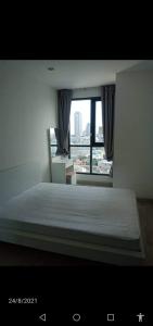 For RentCondoBangna, Bearing, Lasalle : IDEO O2 Urgent rental !! The room is very spacious. You can ask for more information.