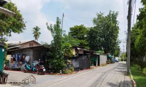 For SaleLandRathburana, Suksawat : Land for sale Suksawat 26, separate 9 fillings, next to Golden Town 2 Village, Suksawat, Phutthabucha