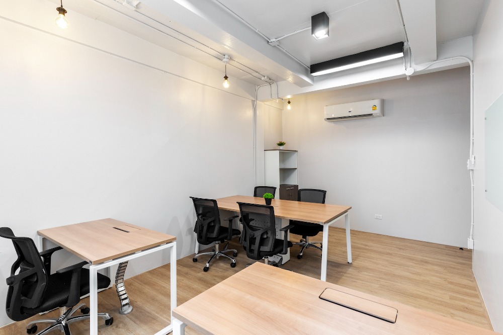 ให้เช่าสำนักงานพัฒนาการ ศรีนครินทร์ : Office for rent ออฟฟิศให้เช่า พัฒนาการ เฟอร์ครบพร้อมอยู่ ใกล้รถไฟฟ้า มีที่จอดรถฟรี ฟรีค่าบริการ**