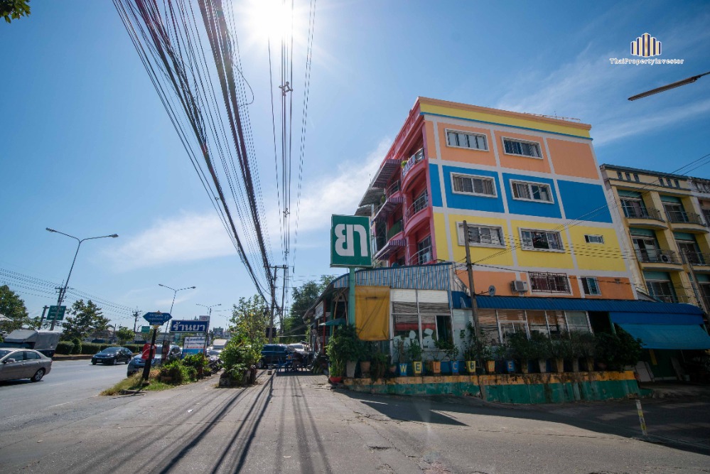 For SaleShophousePhutthamonthon, Salaya : Quick sale!! 4-storey commercial building, next to Phutthamonthon Sai 4 Road, near Salaya, Petchkasem Road, Borommaratchachonnani Road, suitable for business, trading