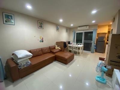 For SaleTownhouseRama9, Petchburi, RCA : Baan Klang Muang Rama 9 / 3 Bedrooms (SALE) HL666