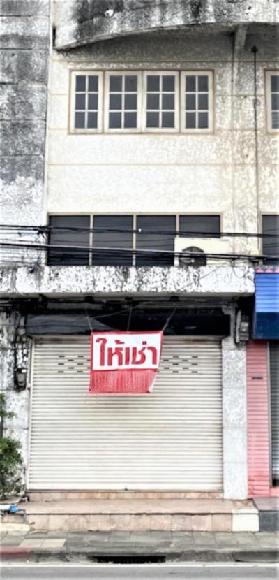 For RentShophouseKasetsart, Ratchayothin : Commercial building for rent, 3.5 floors, good location, next to the road, Phaholyothin-Sena Nikhom area, near BTS Senanikom, only 2 minutes 🌳🌟