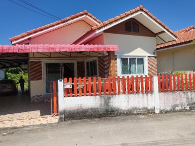 For SaleHouseRayong : 1 Storey House for sale Map Ta Phut Rayong 90.5 sq.wa , Phon Pruksa 7 Village , very shady pricate atmosphere