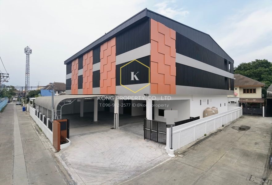 For RentWarehouseBangna, Bearing, Lasalle : 3-storey office building for rent with warehouse, Sukhumvit 107 Road, Soi Bearing, Samrong Nuea, Mueang Samut Prakan