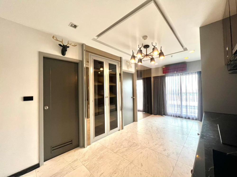 For SaleCondoNonthaburi, Bang Yai, Bangbuathong : Urgent sale!!️ Casa Condo Bangyai with furniture, new room, complete electrical appliances, size 34 sq m, 11th floor, new built-in, whole room with tiled floor