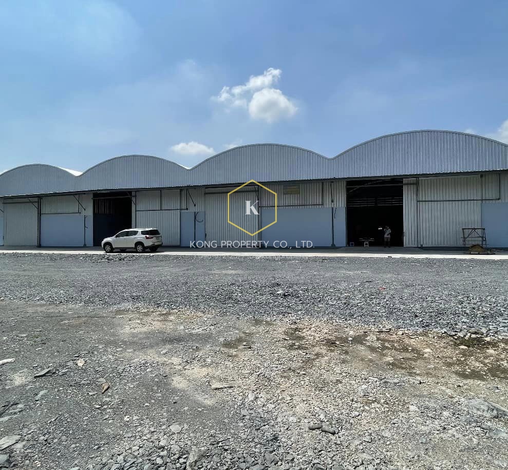 For RentWarehouseMahachai Samut Sakhon : Warehouse for rent, new construction, Khae Rai, Krathum Baen, Samut Sakhon Province, area 300 sq.m.