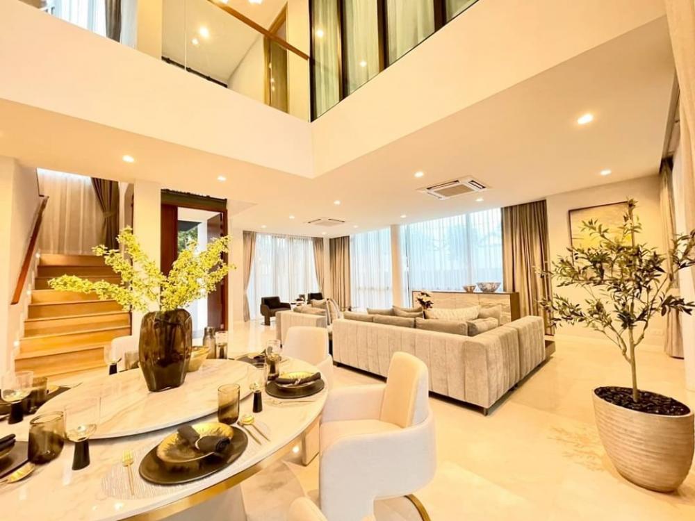 ขายบ้านอ่อนนุช อุดมสุข : 🔥🔥Risa03367 ขายบ้านเดี่ยว The ava residence sukhumvit77 620ตรม  102ตรว  5ห้องนอน 6ห้องน้ำ 1ห้องแม่บ้าน 3ที่จอดรถ 67ล้านบาทเท่านั้น🔥🔥