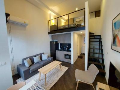 For RentCondoOnnut, Udomsuk : Siamese 48 / Duplex and with bathtup / High Floor with good view / Near Bts Onnut  🚄