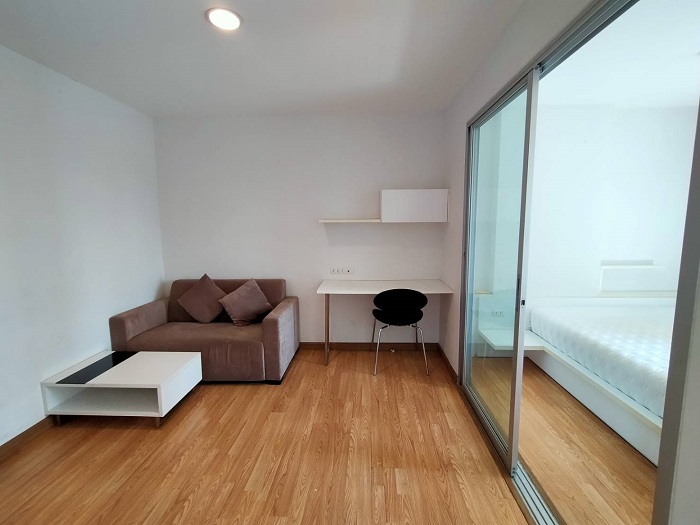 For RentCondoPinklao, Charansanitwong : Urgent for rent, Condo The Trust Residence - Pinklao, this room is only 8500 / month, easy to talk to, comfortable. There are many rooms for rent. Call 094-6245941.