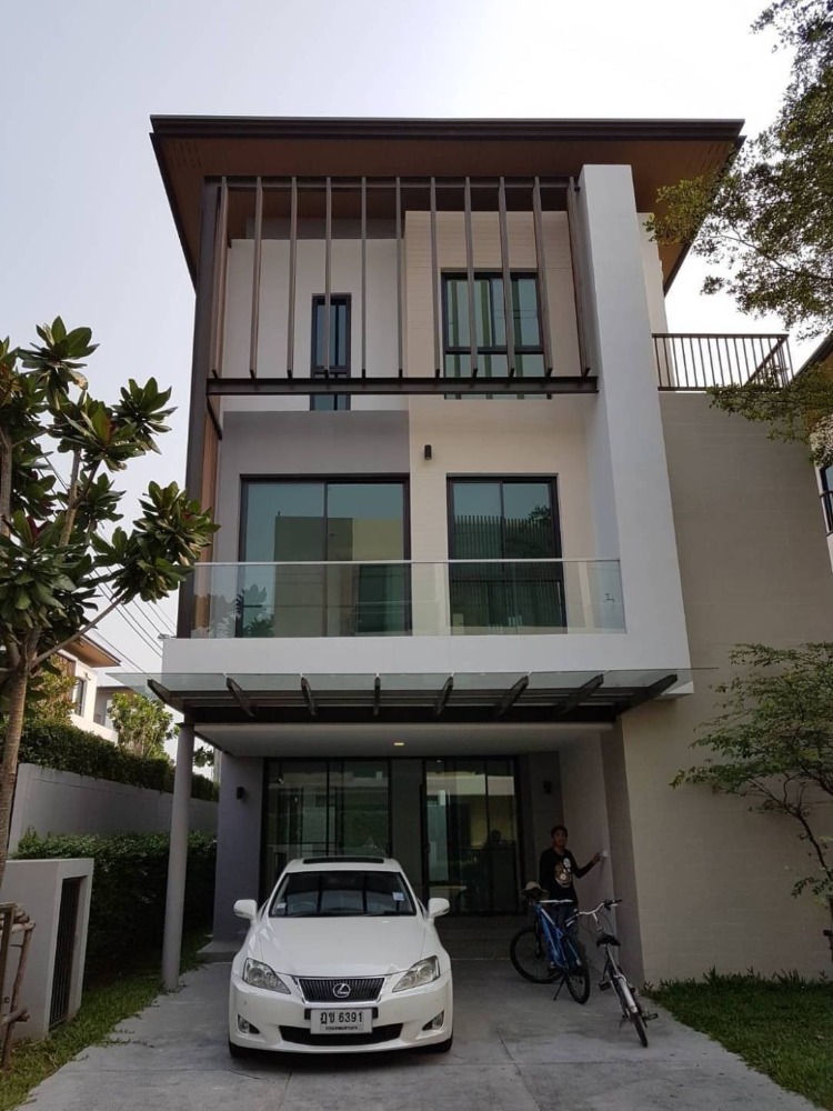 ขายบ้านลาดกระบัง สุวรรณภูมิ : ขาย หรือ ให้เช่า !!! บ้านเดี่ยว 3 ชั้นโครงการ AQ Arbor สวนหลวง ร9-พัฒนาการ เฟอร์นิเจอร์ และ เครื่องอำนวยความสะดวกครบ เดินทางสะดวก