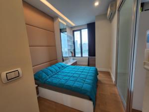 For RentCondoLadprao, Central Ladprao : pool view room with luxury building @Equinox