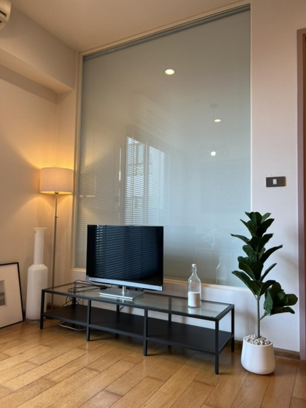 For SaleCondoWongwianyai, Charoennakor : 35sqm ชั้น 26 ขายพร้อมสัญญาเช่า 1 ปี