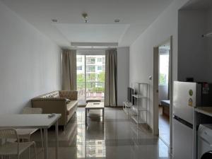 For RentCondoRama9, Petchburi, RCA : Supalai Wellington 1 Floor 5 Building 7 Pool View