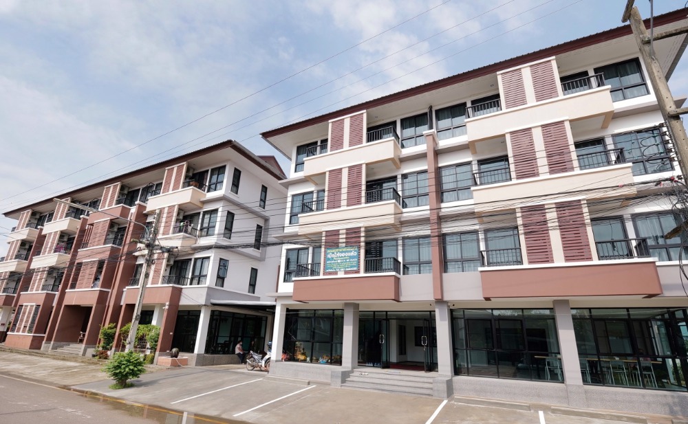 For SaleBusinesses for saleChiang Mai : Apartment for sale, 2 buildings, 4 floors, 72 rooms, Thung Muen Noi Road, Soi 22, San Sai, Chiang Mai. Apartment for sale in a prime location. near Maejo University (with full tenants throughout the year) Brand new room Suitable for investment (make money