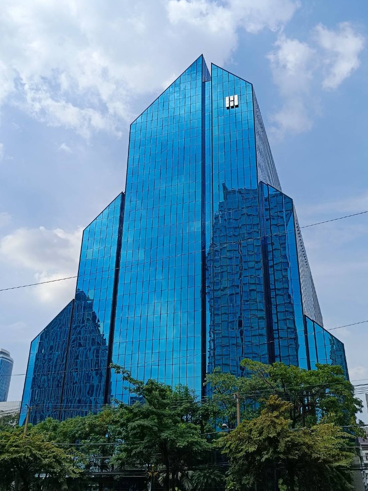 For RentOfficeSathorn, Narathiwat : Office for rent, office space, Harindhorn Tower Office Building, size 150 - 400 sq m. (price 850 baht / sq m) near MRT Lumpini, BTS Chong Nonsi , Sathorn, Saladaeng, Silom