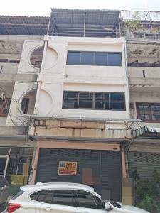 For SaleShophouseMin Buri, Romklao : Commercial building for sale, Soi Ramkhamhaeng 152.