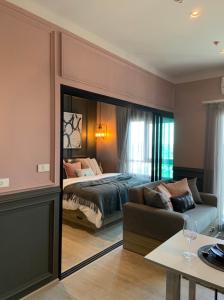 For SaleCondoThaphra, Talat Phlu, Wutthakat : SELL! Altitude Unicorn Sathorn-Thapra 1 bedroom 4.35 Mb.!!! 0 meters BTS Talat Phlu