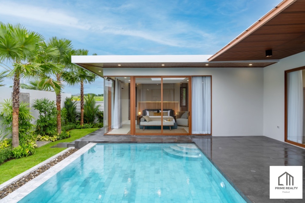 For SaleHouseHuahin, Prachuap Khiri Khan, Pran Buri : Superb modern pool house designed to make your life happy and easier! This stunning property is offered fully furnished with a lovely private pool. This project is total area 6-1-10 Rais (10,196 sq.m.) Asking Price: 10,9