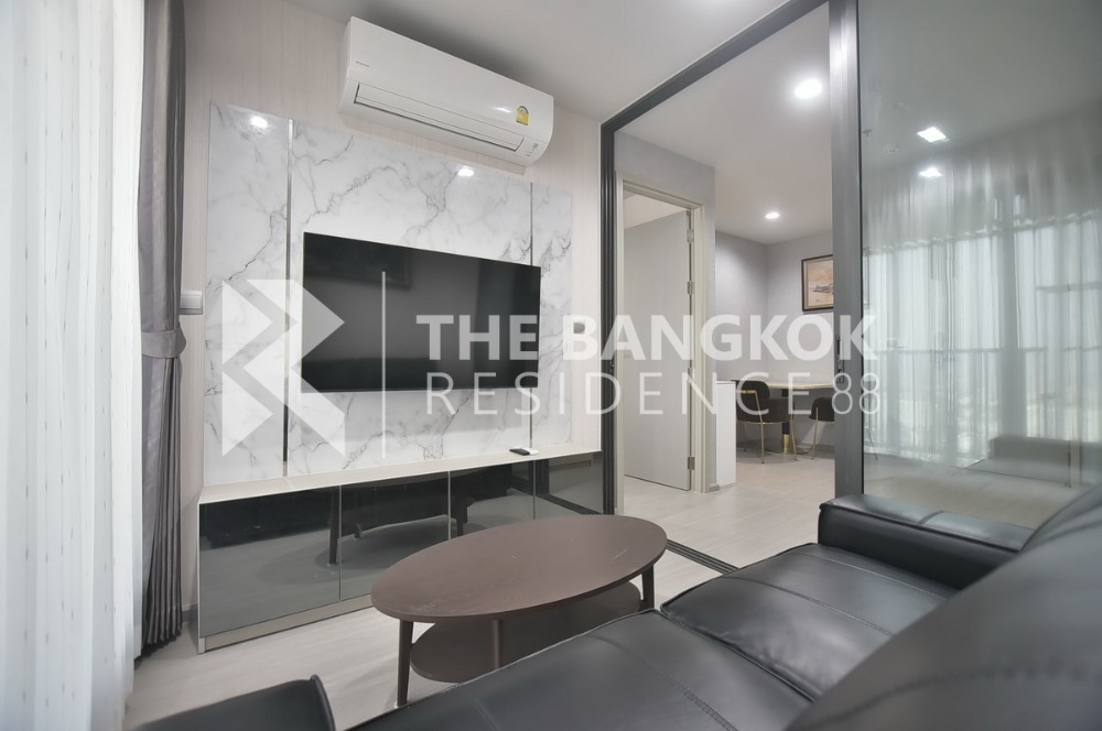 For SaleCondoLadprao, Central Ladprao : SALE >>> Life Ladprao, opposite the department store, 1 bedroom, 35 sq m, very good value! Beautifully decorated, minimal, livable, high floor, next to BTS Ha Yaek Lat Phrao Hurry up to reserve before the price increases / contact 065-8219716