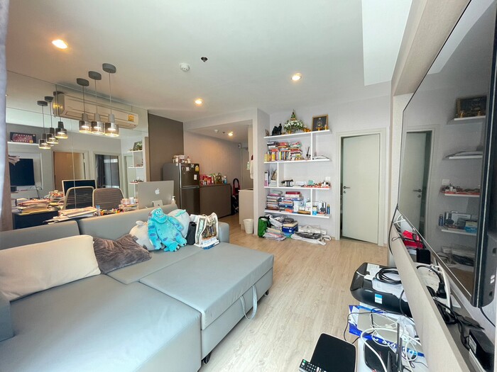 For SaleCondoSiam Paragon ,Chulalongkorn,Samyan : 💥Hot Sale !! 💥Condo Ideo Q Chula-Samyan 1 bedroom 47 sq.m. The owner wants to sell. Fully furnished and electrical appliances Call 087-556-4977 Aon Agent 📞