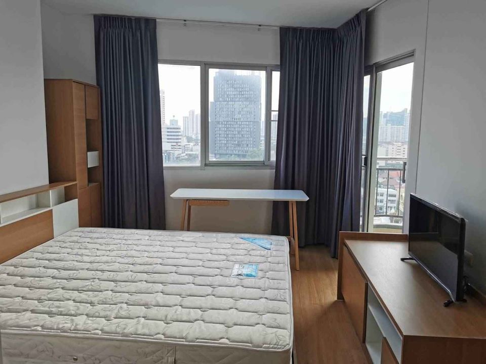 ขายคอนโดพระราม 9 เพชรบุรีตัดใหม่ RCA : Supalai Park Ekkamai - Thonglor / 2 Bedrooms (SALE WITH TENANT), ศุภาลัย ปาร์ค เอกมัย - ทองหล่อ / 2 ห้องนอน (ขายพร้อมผู้เช่า) SKY615