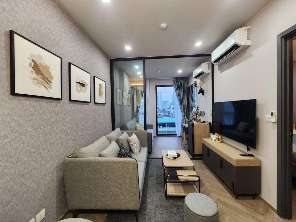 For RentCondoSiam Paragon ,Chulalongkorn,Samyan : ++ Urgent rent ++ Chapter Chula Samyan ** 2 bedrooms, size 44.24 sq m, fully furnished, ready to move in.