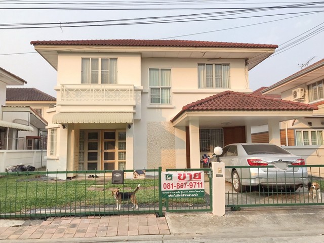 For SaleHouseKhon Kaen : 2-storey detached house for sale, area 56 square wah, Butsarin Village, Khon Kae, 4 bedrooms, 2 bathrooms, next to Srichan Road with built-in furniture Near Central Khon Kae