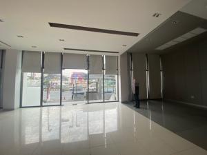 ให้เช่าโชว์รูม สํานักงานขายสยาม จุฬา สามย่าน : For Rent ให้เช่าสำนักงาน / Showroom ชั้น 1 อาคารริมถนนพระราม 4 ติด MRT หัวลำโพง พื้นที่ 183 ตารางเมตร