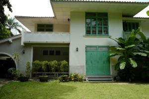ให้เช่าบ้านสาทร นราธิวาส : บ้านสวยให้เช่า สาทรซอย 1 (ซอยนันทา) 600 ม. จาก MRT ลุมพินี