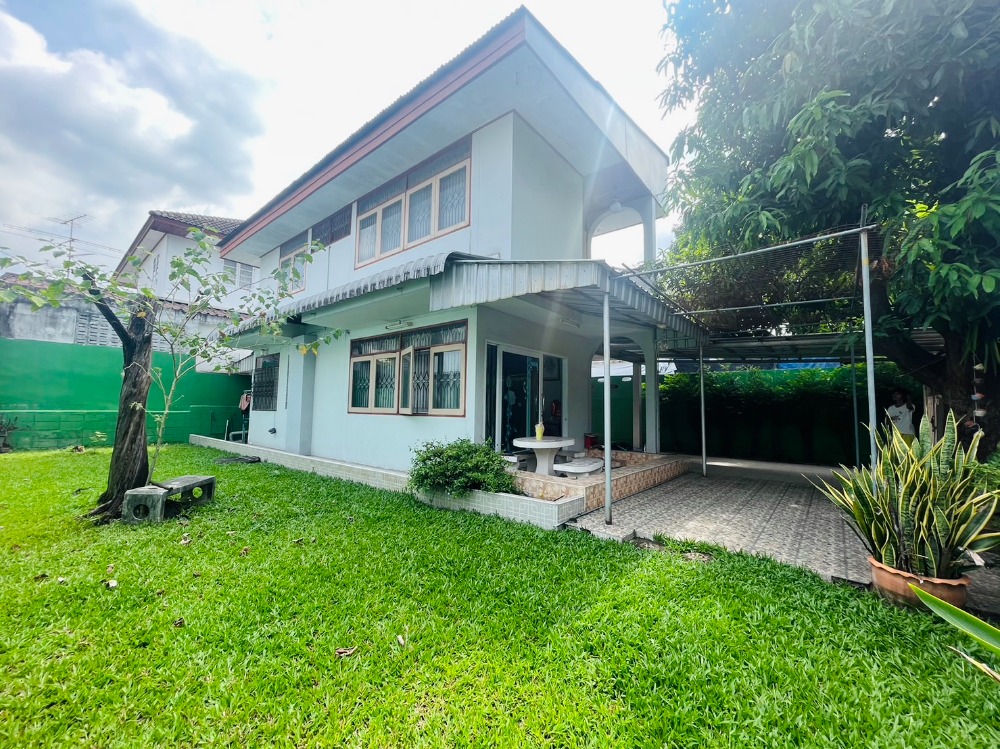ขายบ้านโชคชัย4 ลาดพร้าว71 : บ้านเดี่ยว ลาดพร้าว 87 แยก 20 / 2 ห้องนอน (ขาย), Detached House Ladprao 87 Yak 20 / 2 Bedrooms (FOR SALE) RUK324