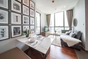 For RentCondoRatchathewi,Phayathai : WS026_P WISH SIGNATURE MIDTOWN SIAM ** Very nice room, fully furnished, can drag the luggage in ** Easy to travel, close to amenities.