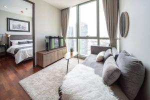 For RentCondoRatchathewi,Phayathai : 📣Condo for rent Wish Signature Midtown Siam (Wish Signature Midtown Siam), 1 bedroom🚆 size 34 sq m. Furniture and electrical appliances complete ✨