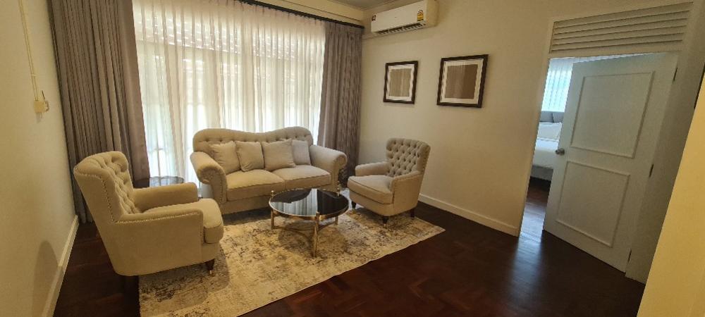 For RentHouseLadprao, Central Ladprao : New renovated House (Modern classic style) at Ladprao 35for residencial and commercialnear MRT Ladprao, Ratchada,Huaykwang, etc.