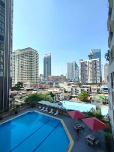 For RentCondoRama9, Petchburi, RCA : 📌📌Nice Cozy Unit ++ Petch 9 Tower ++ 6 Minutes to BTS Ratchathewi ++ Balcony ++ Near Central World ++ Available to View in December 🔥🔥