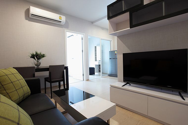 ให้เช่าคอนโดสาทร นราธิวาส : Life @ Sathorn 10 40 sq.m. 1 Bed 14,999 B 5.5 MB please add LlNE lD btsmrt o8415o5483