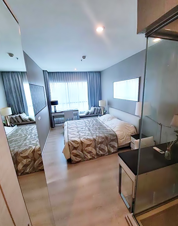 For SaleCondoRatchadapisek, Huaikwang, Suttisan : For Sale Life Ratchadapisek Nearby MRT Huai Khwang