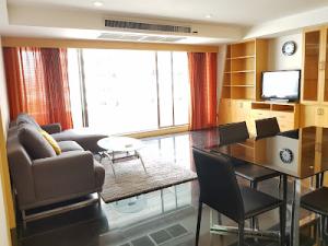 For RentCondoSilom, Saladaeng, Bangrak : For Rent &Sale Diamond Tower 3BEDROOM 4BATH Only 200m. to Chong Nonsi BTS Station