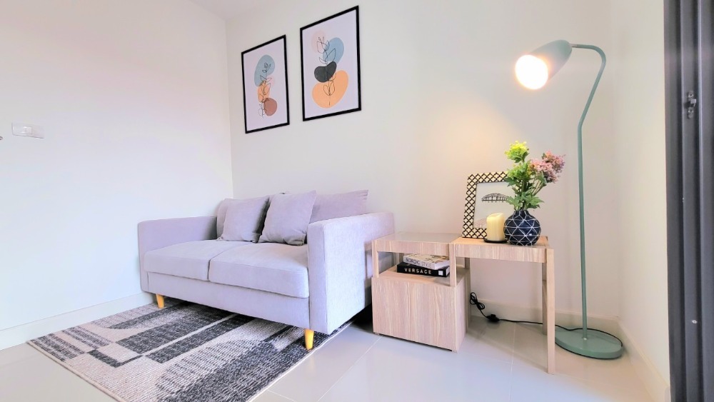 For SaleCondoRamkhamhaeng, Hua Mak : Ramkhamhaeng, good location near BTS The room is divided into 1 bedrooms, the price is very attractive, mom!!