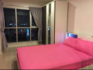 For RentCondoRama9, Petchburi, RCA : Quick rental!! The most beautiful room, the project is on the opposite side of Jodd fair - near central rama 9, Condo Aspire Rama 9, near mrt Rama 9, 200 meters, 3 minutes walk, large room, size 38 sq m, 23rd floor, Building A, 1 Bedroom 1 bathroom