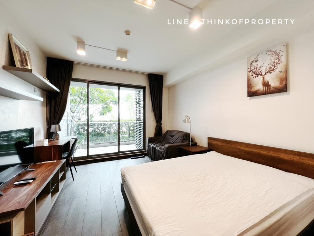 ให้เช่าคอนโดสุขุมวิท อโศก ทองหล่อ : [ให้เช่าโดยเจ้าของ] คอนโด The Lofts Ekkamai ติดรถไฟฟ้าBTSเอกมัย 33ตรม ห้องใหญ่ ติดสวนสวย น่าอยู่
