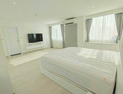 For RentCondoSilom, Saladaeng, Bangrak : R8526 2 bedroom condo for rent silom condominium (available)