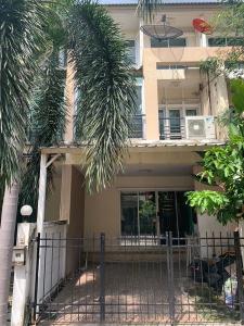 For RentHouseYothinpattana,CDC : 3-storey townhome for rent in Ramintra area. built-in almost the entire back