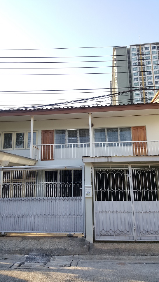 For RentHouseSapankwai,Jatujak : RH1140 A single house for rent to make a home office near BTS/MRT Chatuchak.