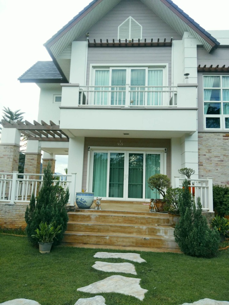 For SaleHousePak Chong KhaoYai : House for sale, area 410 sq m., Moo Si Subdistrict, Pak Chong District, Nakhon Ratchasima Province The house is in good condition. Suitable as a vacation home, the weather is very good.
