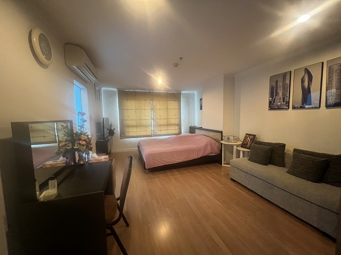 For SaleCondoRama 8, Samsen, Ratchawat : Very cheap sale, Condo Lumpini Place - Rama 8, only 1.75 million baht, beautiful room, ready to move in, plus everything Easy to talk to. Feel comfortable. Call 094-6245941