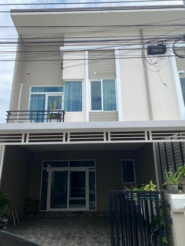 For RentTownhouseSamut Prakan,Samrong : RTJ1261 2 storey townhome for rent near Mega Bangna. Casa City Bangna Project