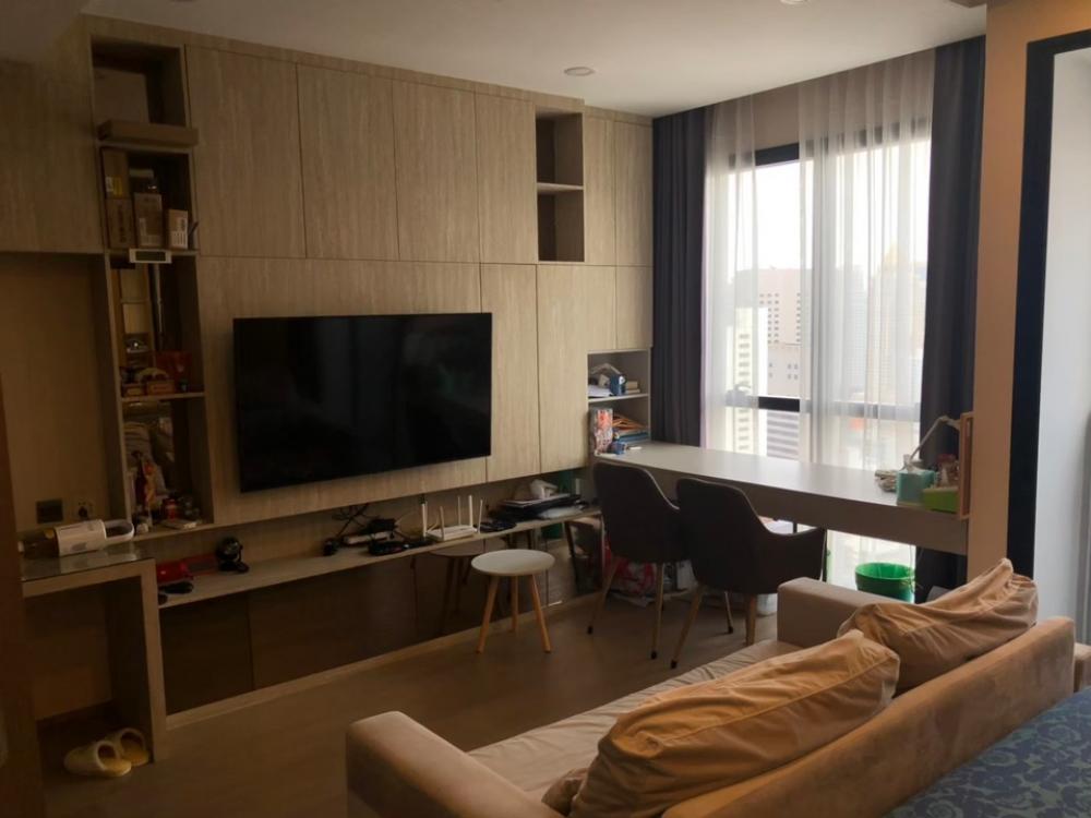 For RentCondoSiam Paragon ,Chulalongkorn,Samyan : AT099_P ASHTON CHULA ** Very nice room, fully furnished, ready to move in ** Easy to travel near MRT (Available 1 March 2023)