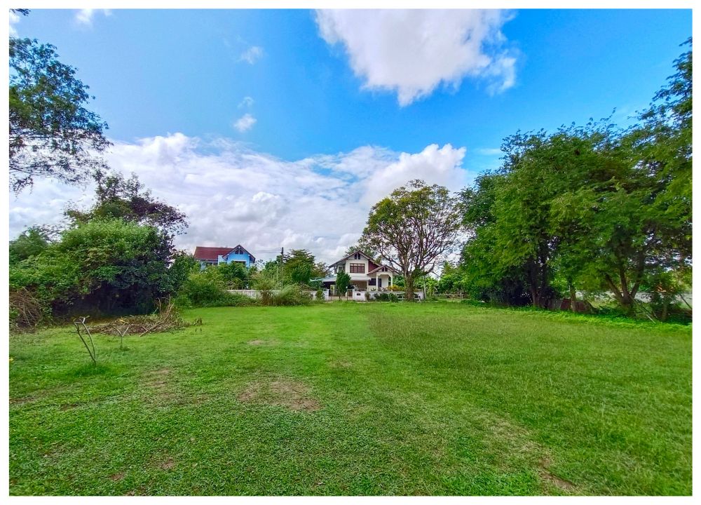 For SaleLandPhayao : Land for sale 1-0-9 rai, very good location, next to the main road, 4 lanes, Chiang Kham District, Phayao Province.